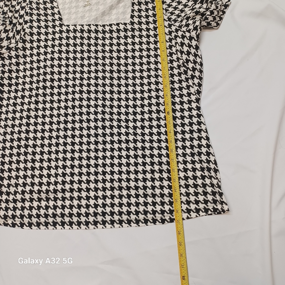 Jessica London Women Size 1X Black and White Houndstooth Blouse - Picture 9 of 12